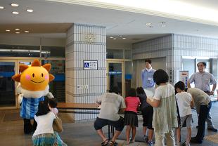 玄関受付