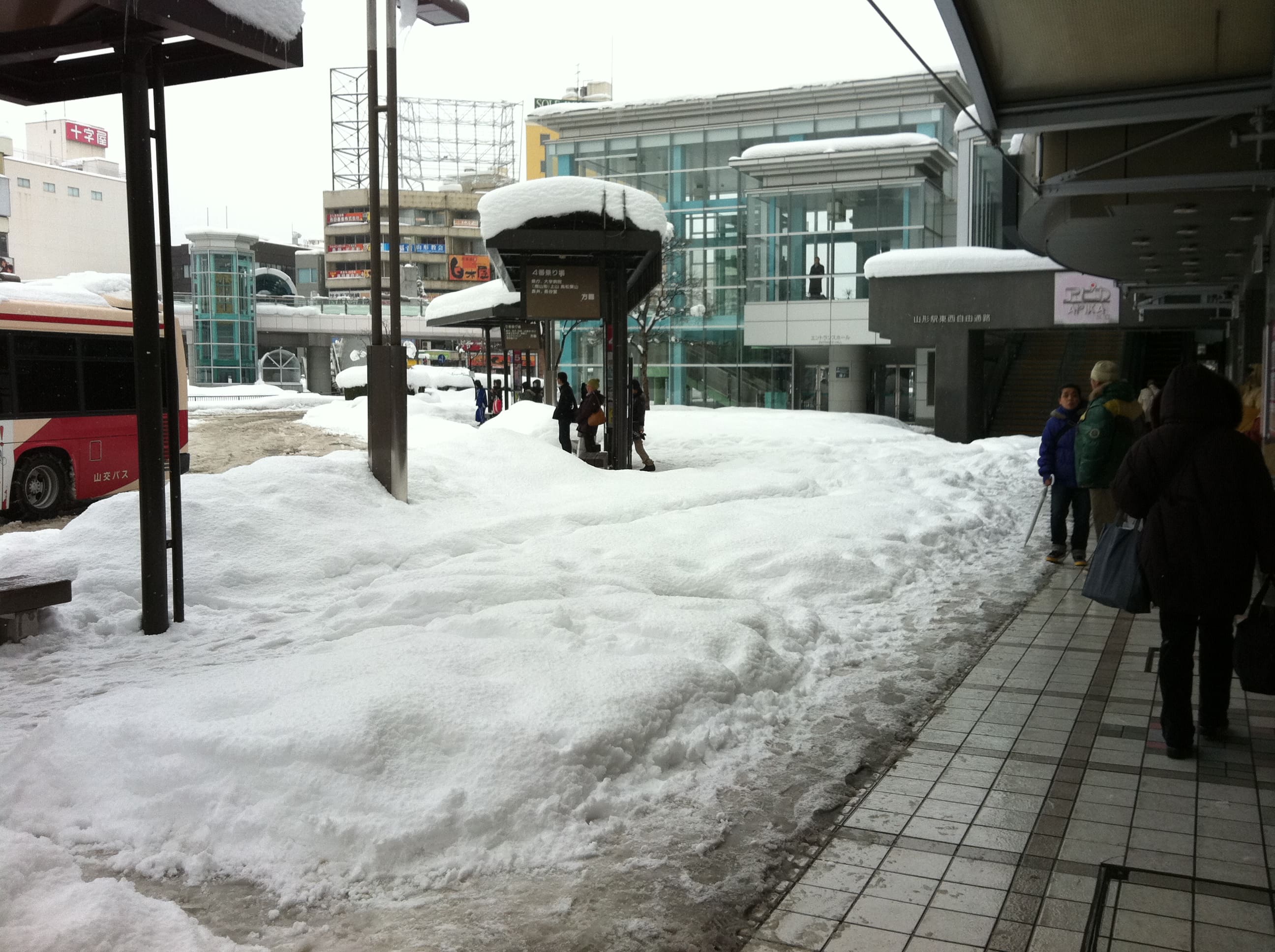 山形駅東口